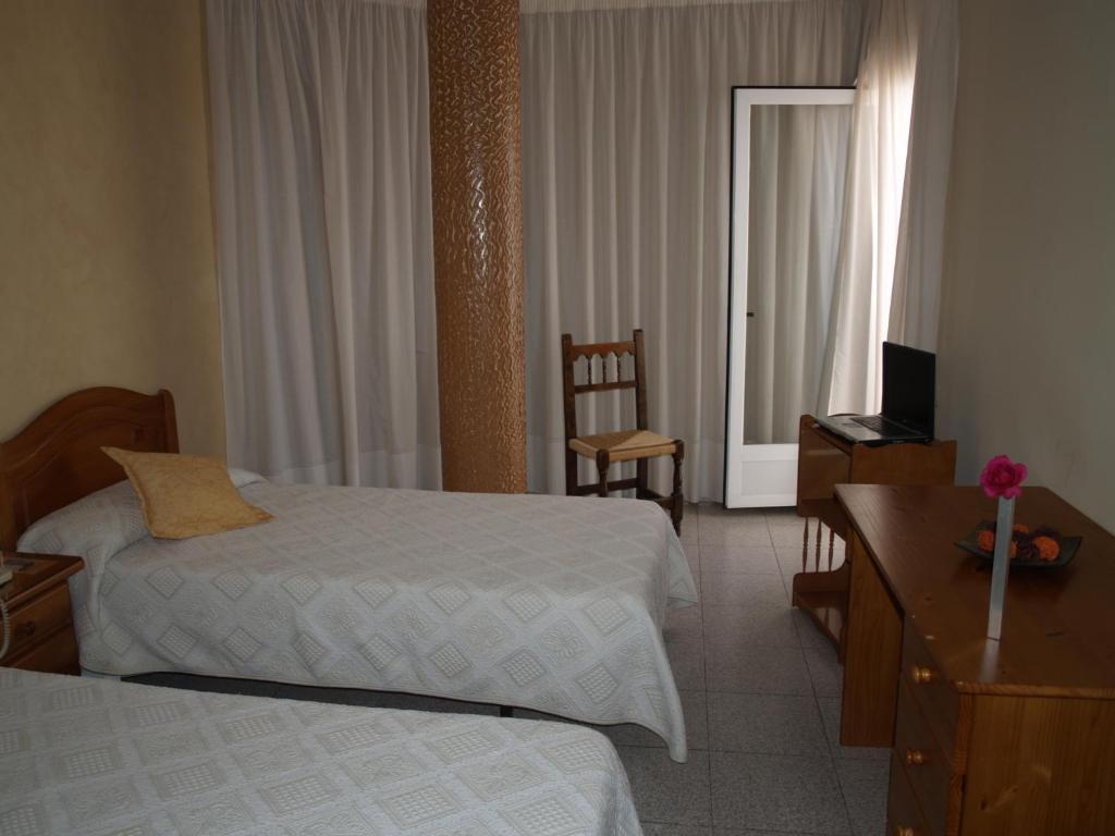 Hotel Jendri Almazora Room photo